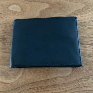 Like new leather wallet